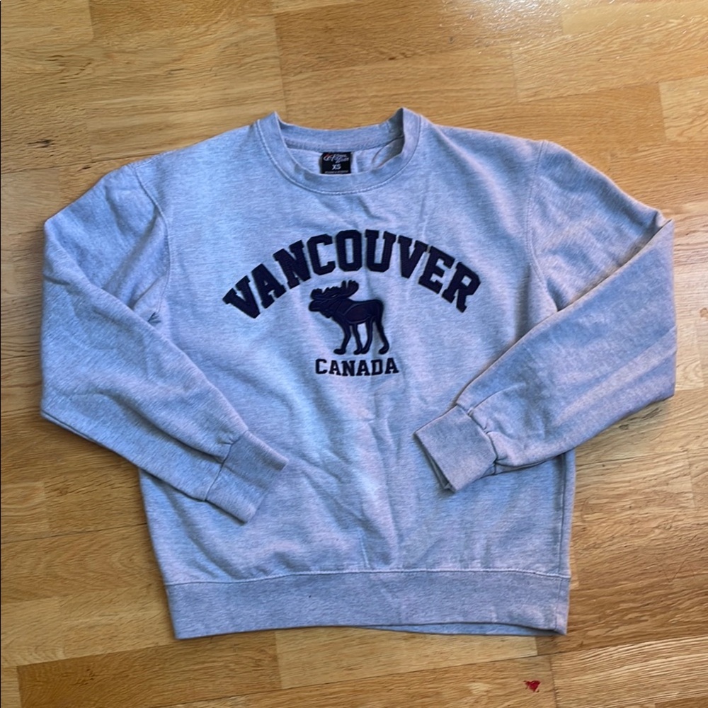 Vancouver Canada Crewneck Sweater, xs